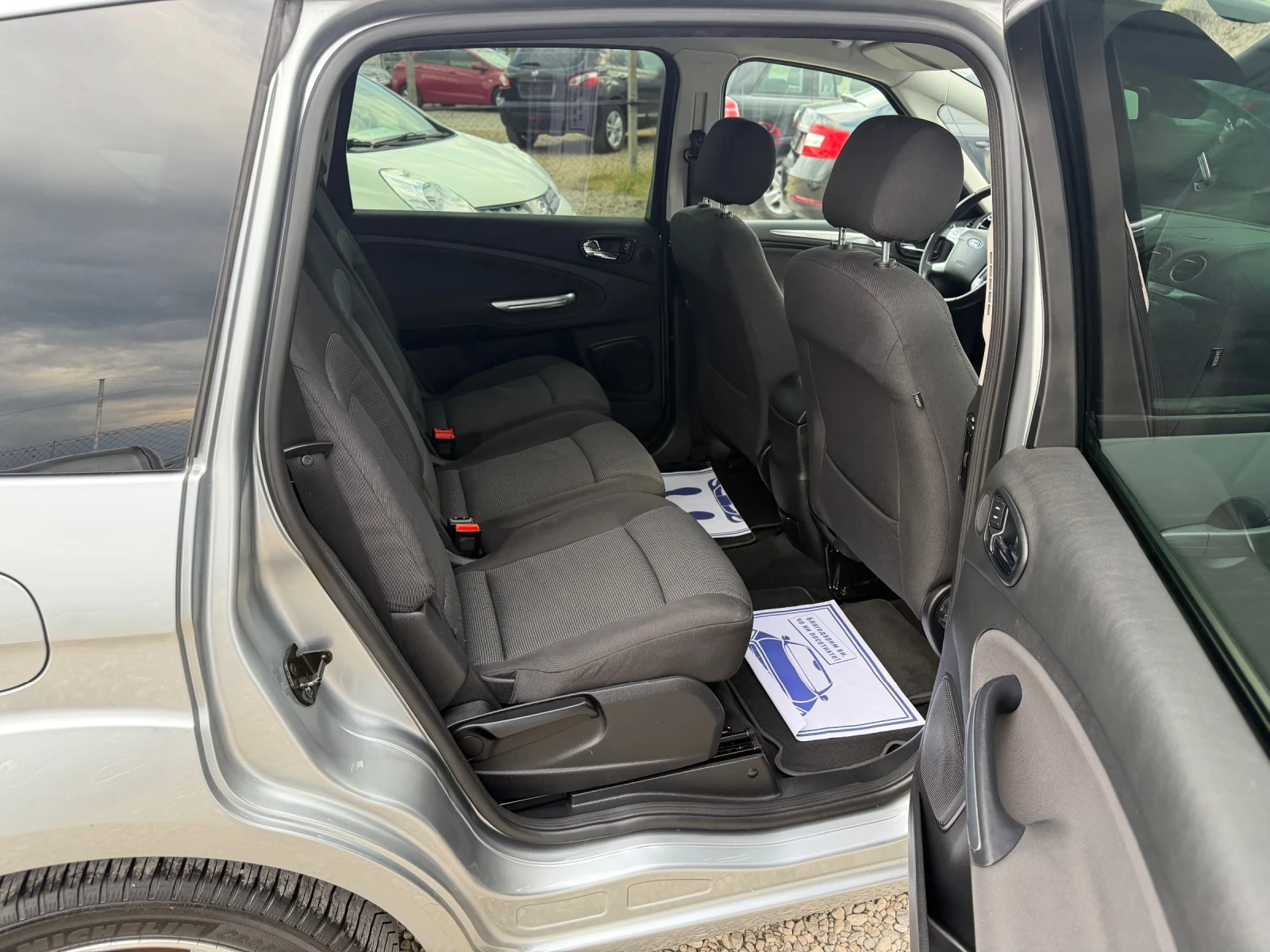 Ford S-Max 2.0 145кс 7места * TITANIUM, снимка 13 - Автомобили и джипове - 54096414