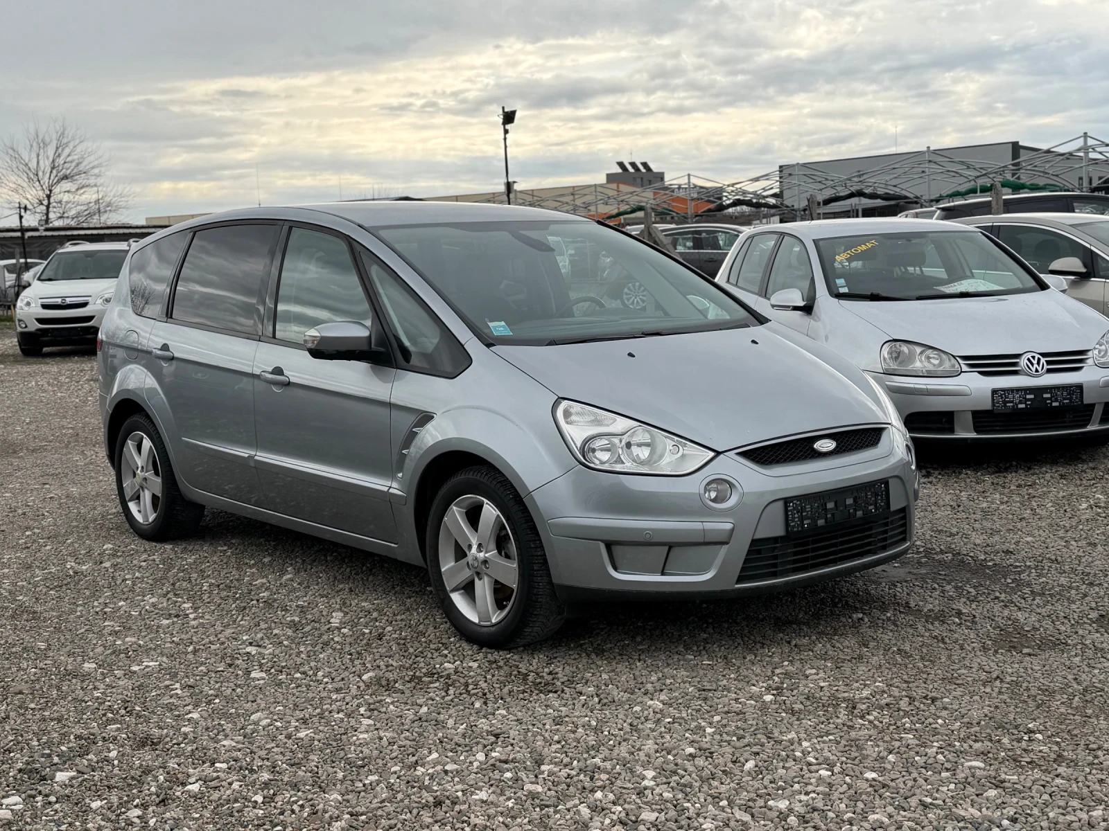 Ford S-Max 2.0 145кс 7места , снимка 3 - Автомобили и джипове - 54096414
