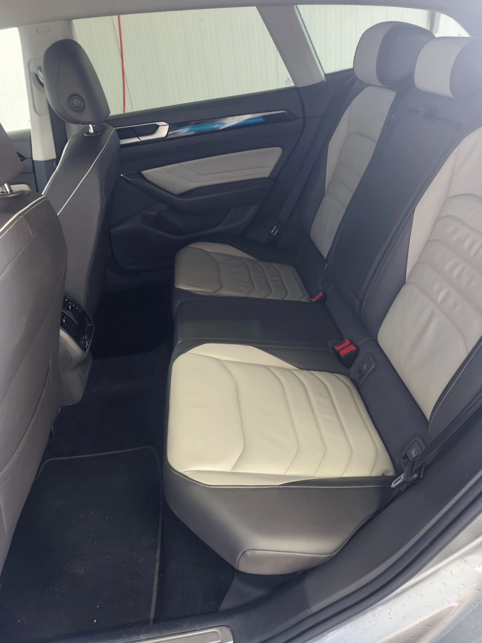 VW Arteon Elegance, снимка 8 - Автомобили и джипове - 54190536