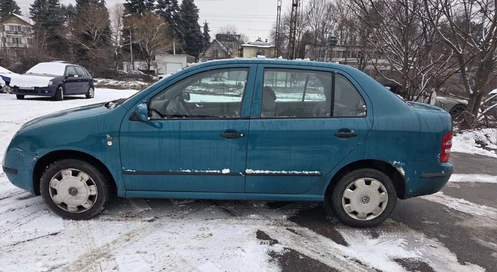 Skoda Fabia 1.4, 16v Sedan, снимка 3 - Автомобили и джипове - 54609647