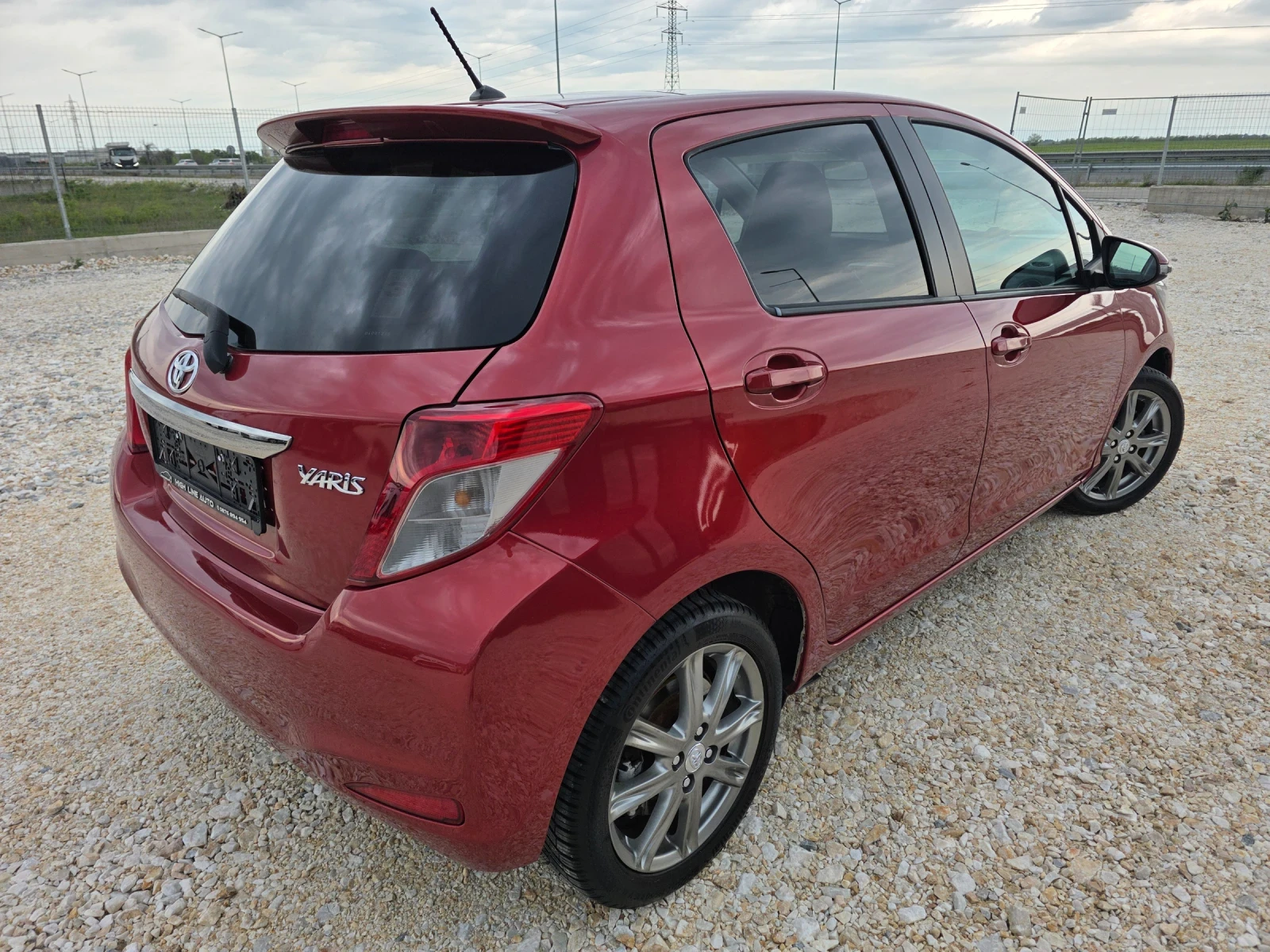 Toyota Yaris 1.33 VVTI Navi ���� �������� ������ ���� 5 | Mobile.bg � ����������� 4