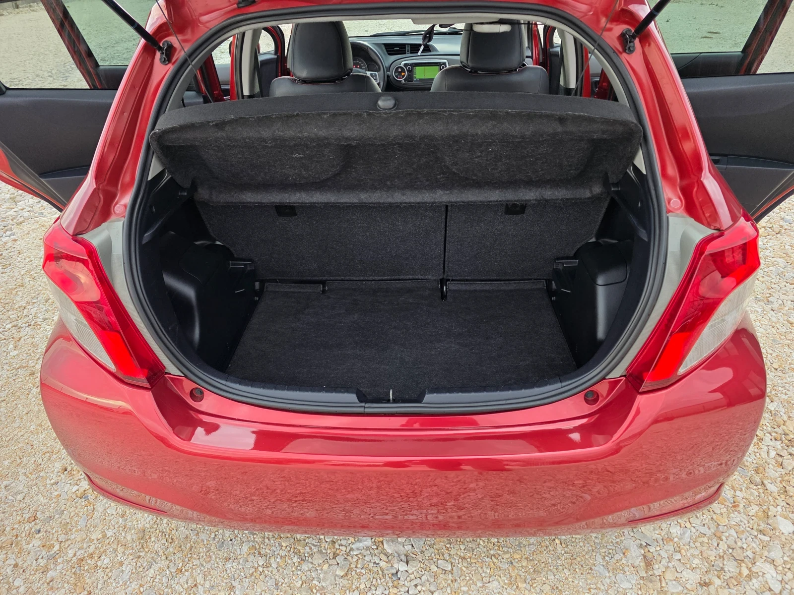 Toyota Yaris 1.33 VVTI Navi ���� �������� ������ ���� 5 | Mobile.bg � ����������� 9