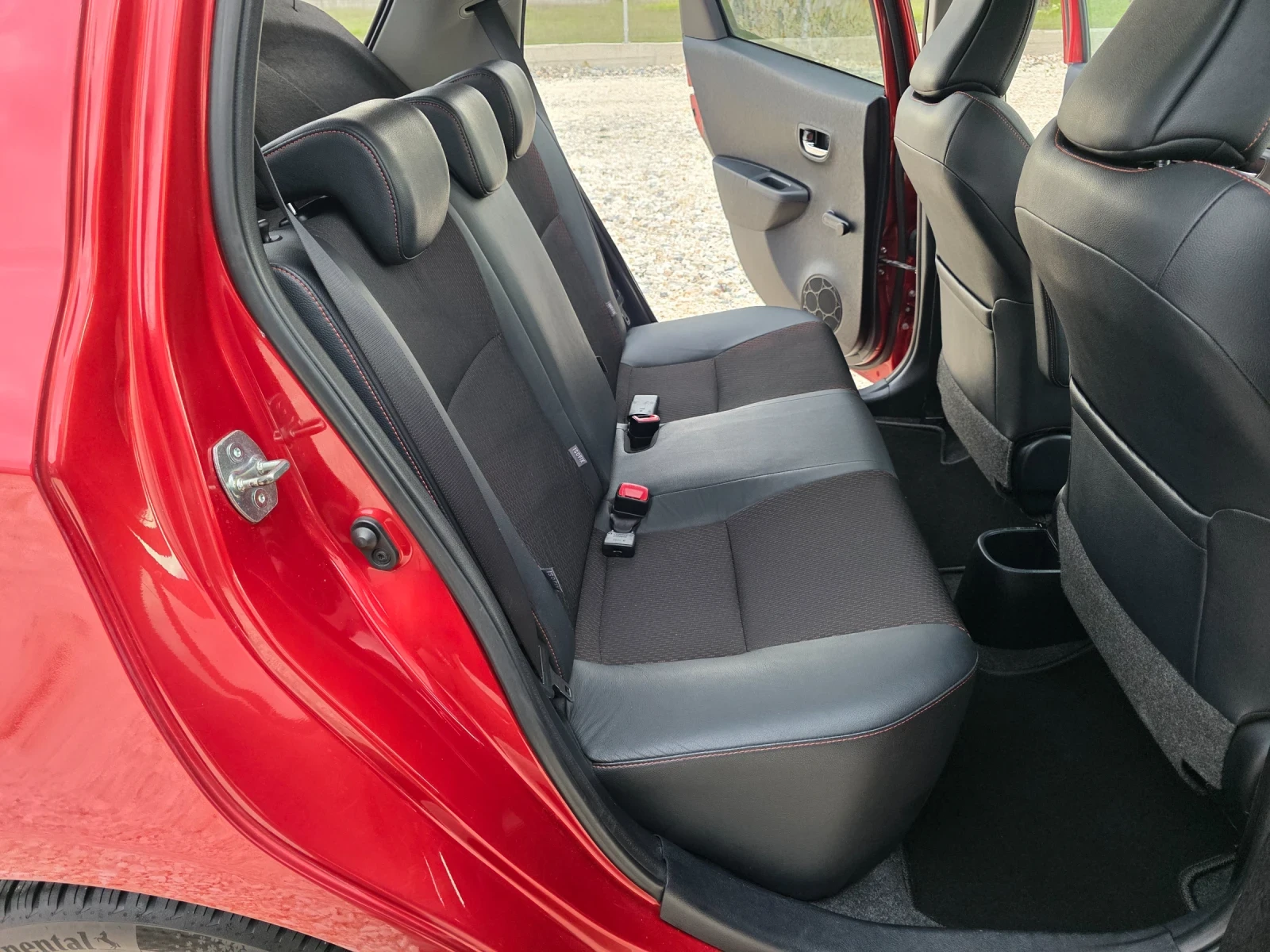 Toyota Yaris 1.33 VVTI Navi ���� �������� ������ ���� 5 | Mobile.bg � ����������� 8