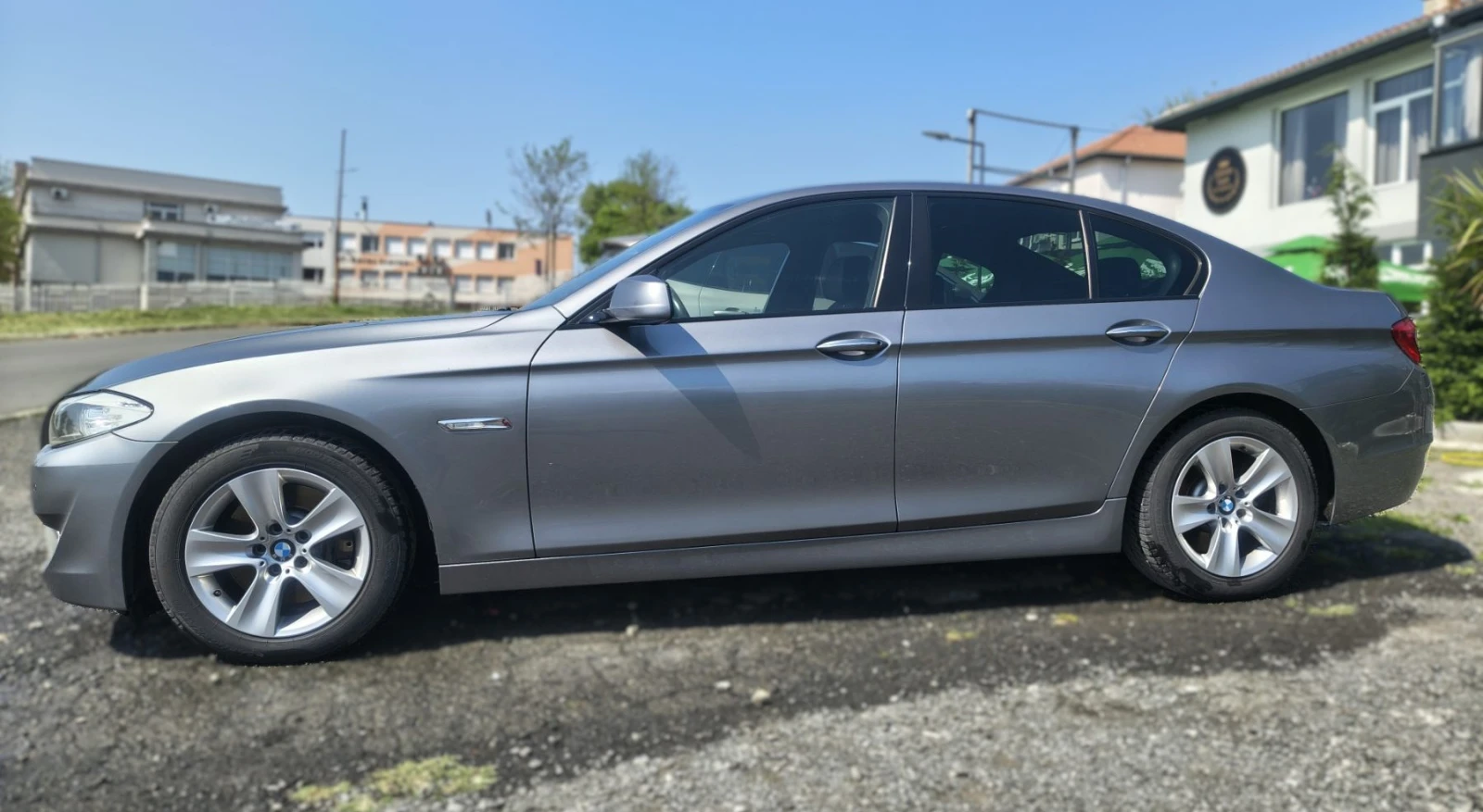 BMW 530 530d Keyless, Xdrive, Softclose, Headup, Distronic, снимка 4 - Автомобили и джипове - 54511400