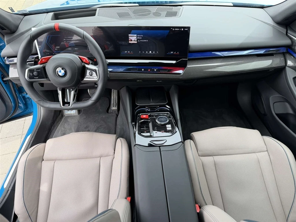 BMW M5 Sedan, снимка 7 - Автомобили и джипове - 55036210