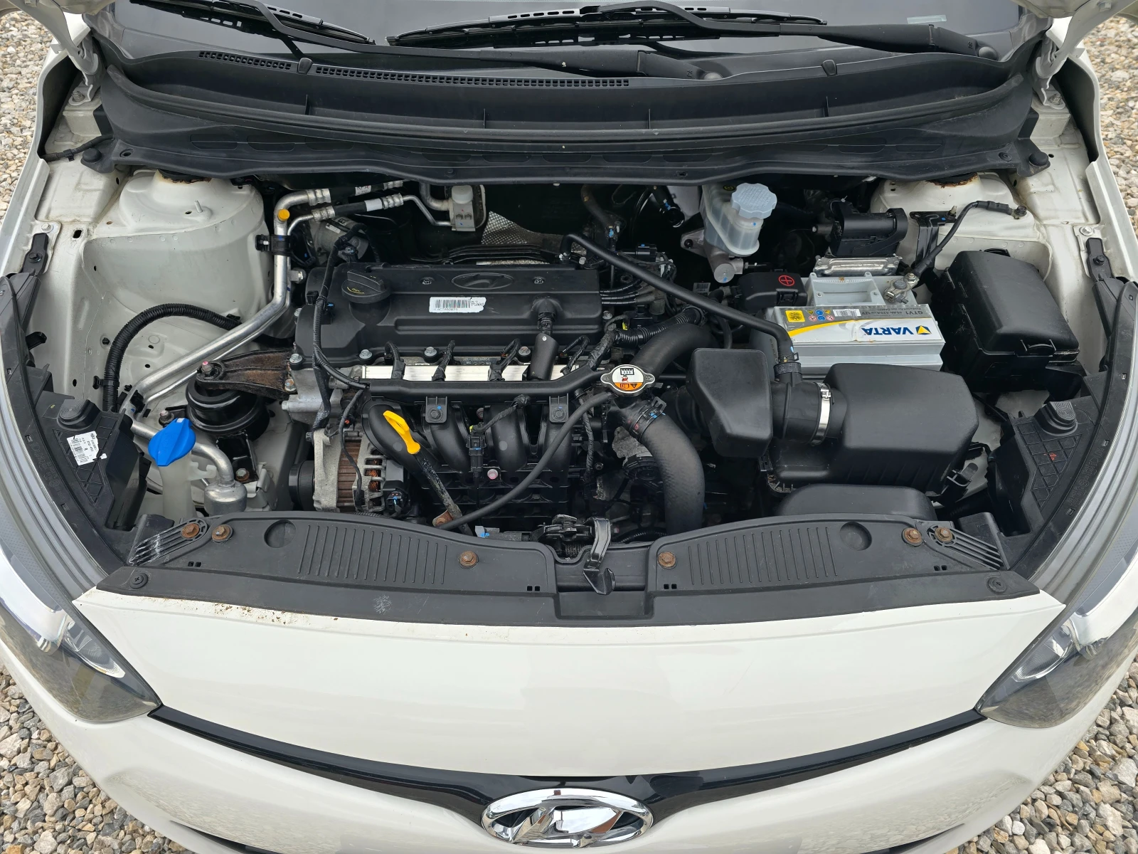 Hyundai I20 1.2 БЕНЗИН ! ! КЛИМАТИК, снимка 16 - Автомобили и джипове - 55570731