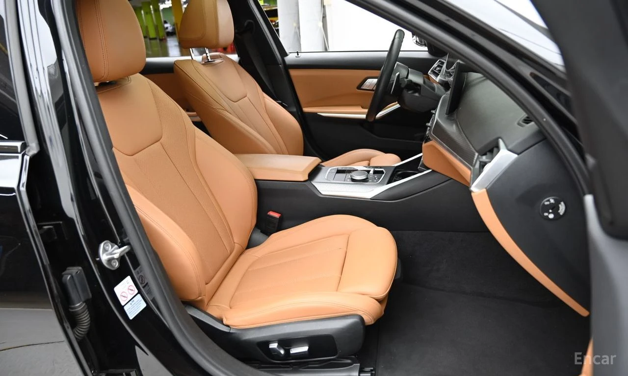 BMW 320 i M SPORT* ХЕДЪП* DISTRONIC* ШИБИДАХ* ПОДГРЕВ*  , снимка 7 - Автомобили и джипове - 55684835