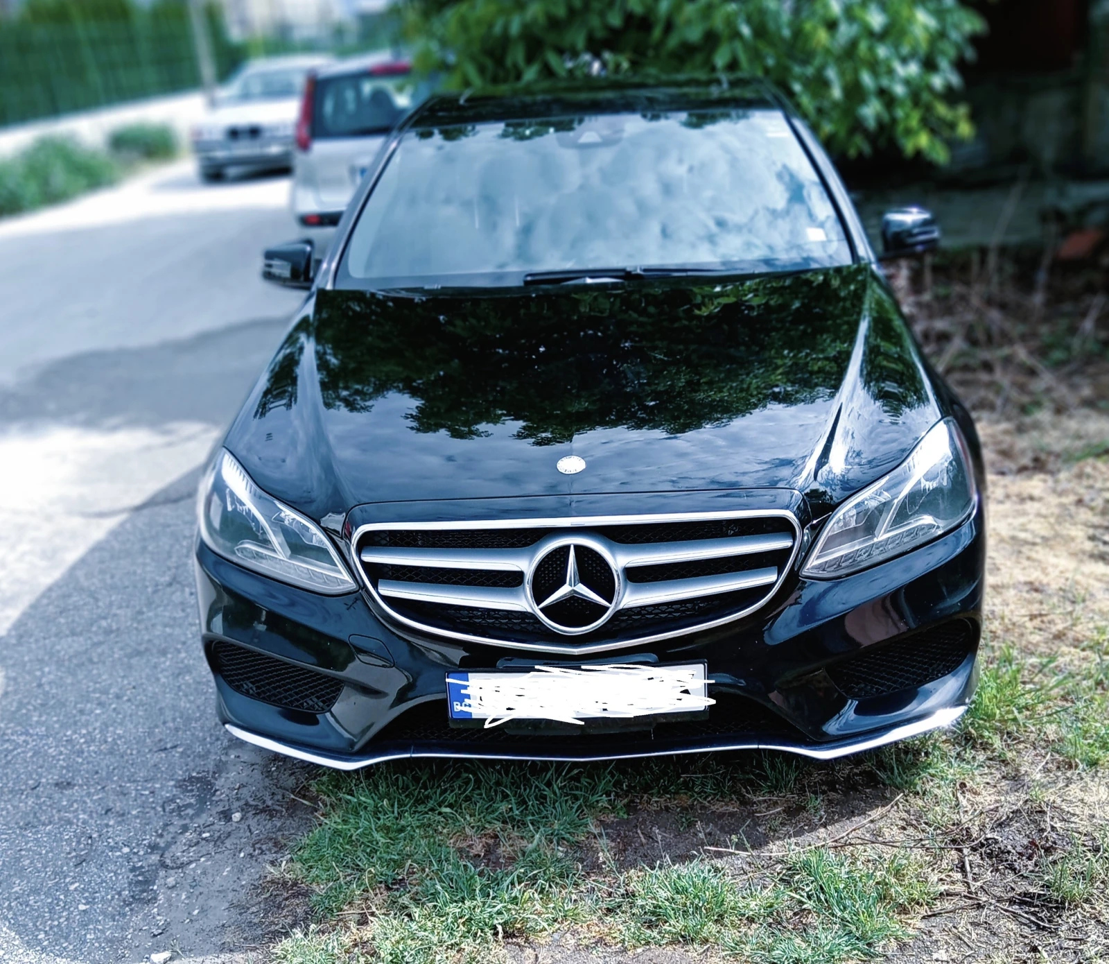 Mercedes-Benz E 350 AMG 4MATIC, снимка 2 - Автомобили и джипове - 55875295