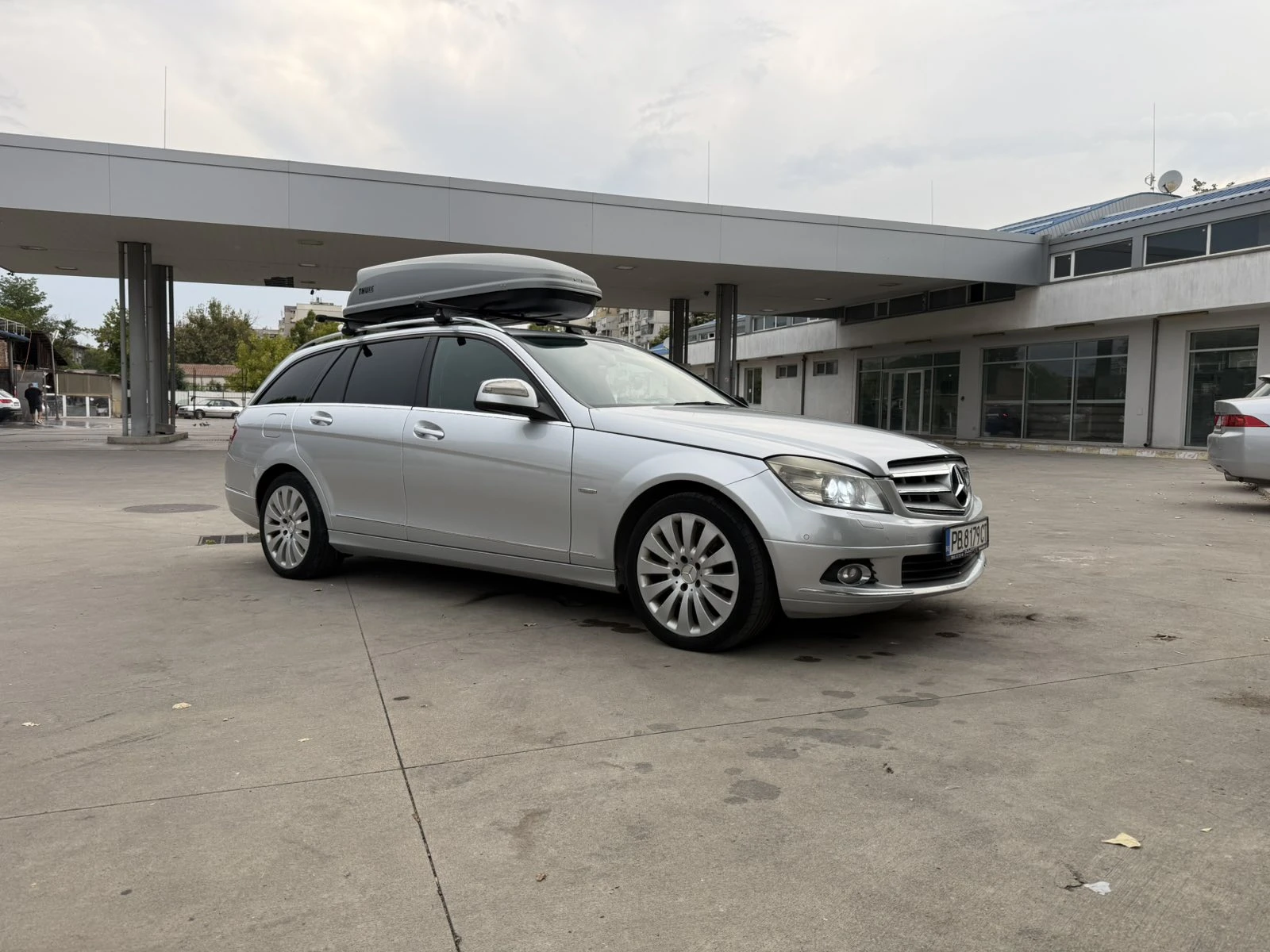 Mercedes-Benz C 320 4matic, снимка 2 - Автомобили и джипове - 55931939