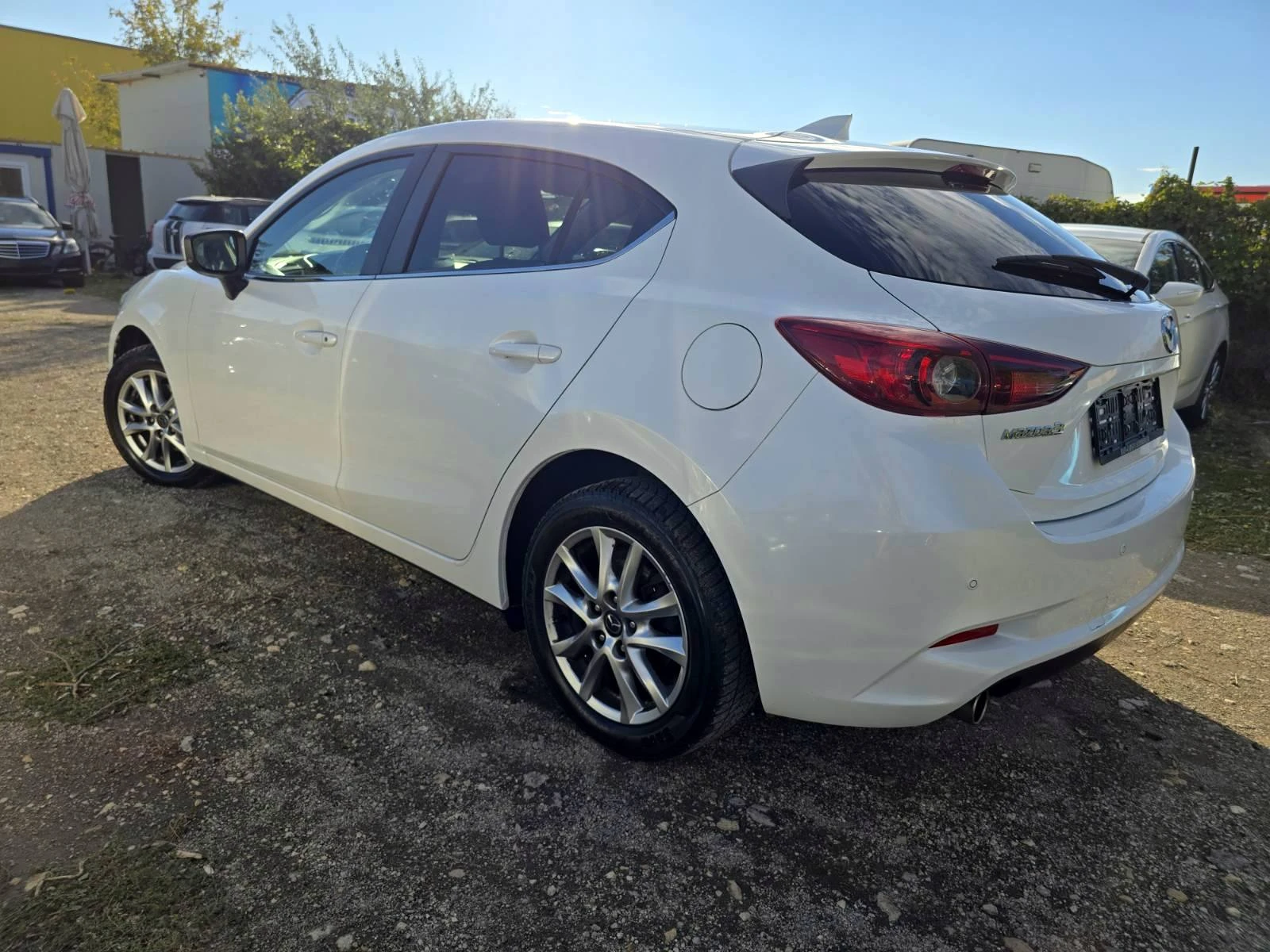 Mazda 3 ФУЛ ЕКСТРИ/2.0i/SKYACTIV, снимка 5 - Автомобили и джипове - 56066656