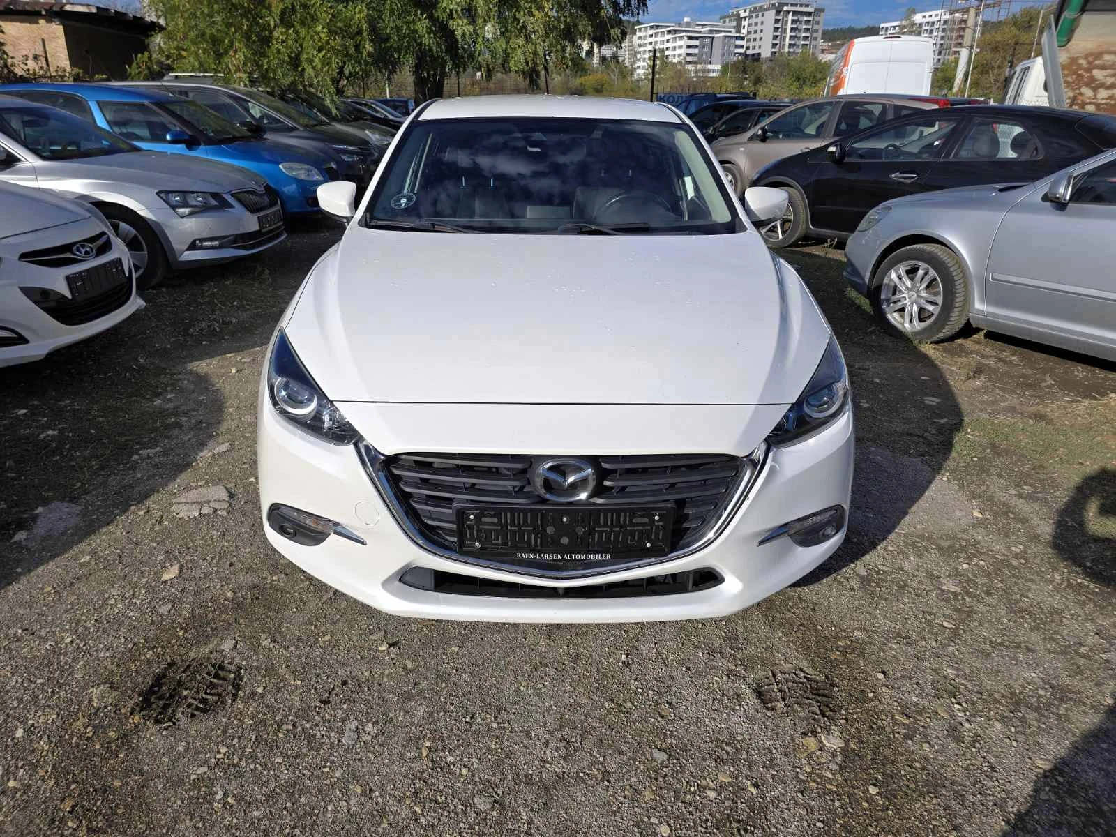 Mazda 3 ФУЛ ЕКСТРИ/2.0i/SKYACTIV, снимка 3 - Автомобили и джипове - 56066656