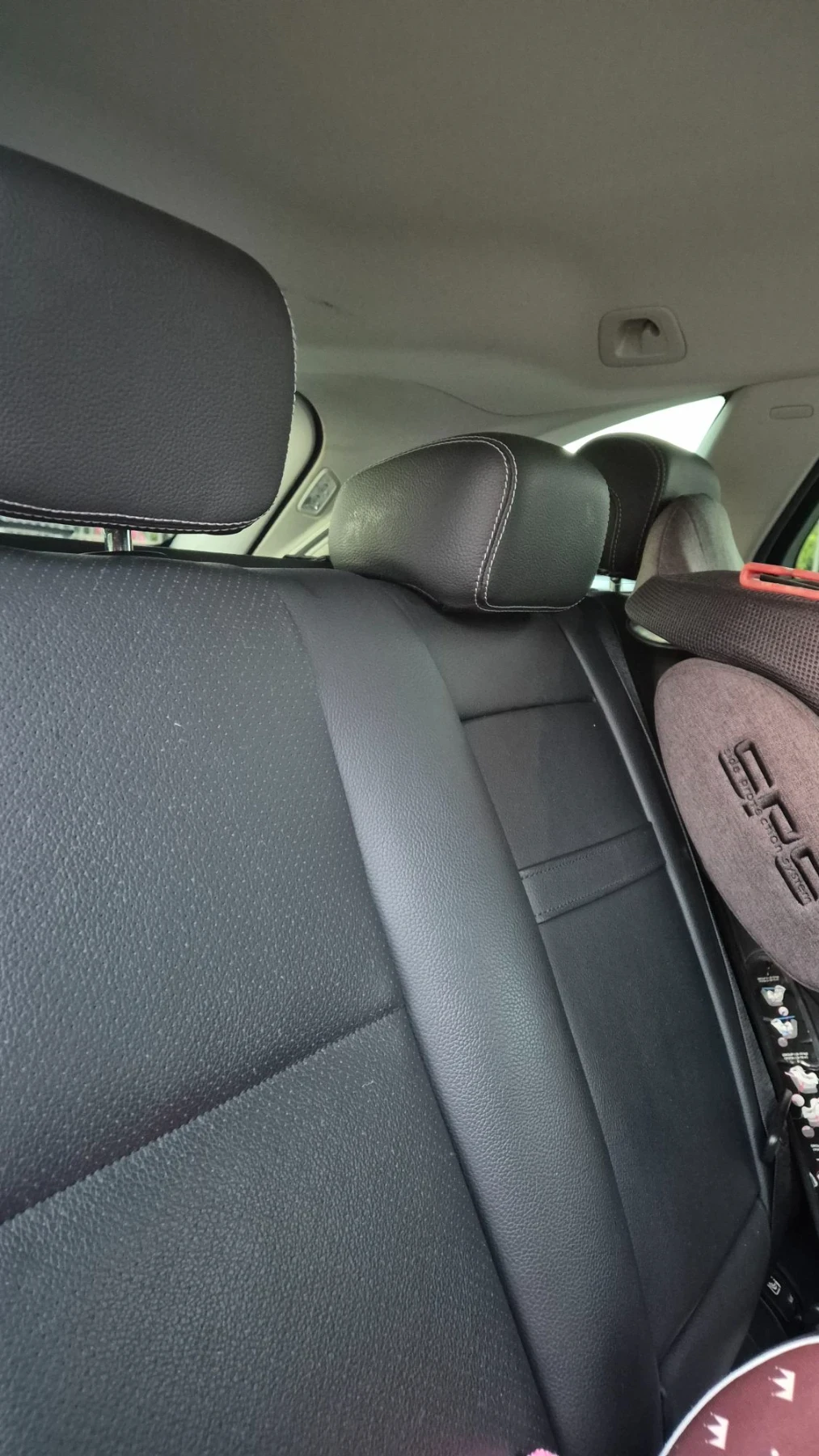 Mercedes-Benz C 220 2.2CDI, снимка 10 - Автомобили и джипове - 56335175
