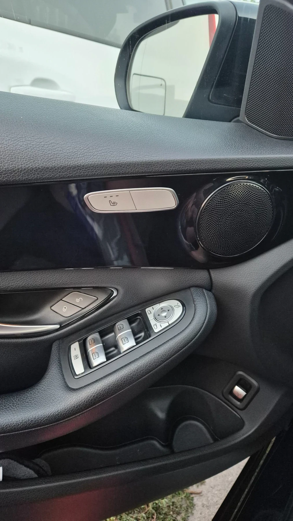 Mercedes-Benz C 220 2.2CDI, снимка 14 - Автомобили и джипове - 56335175