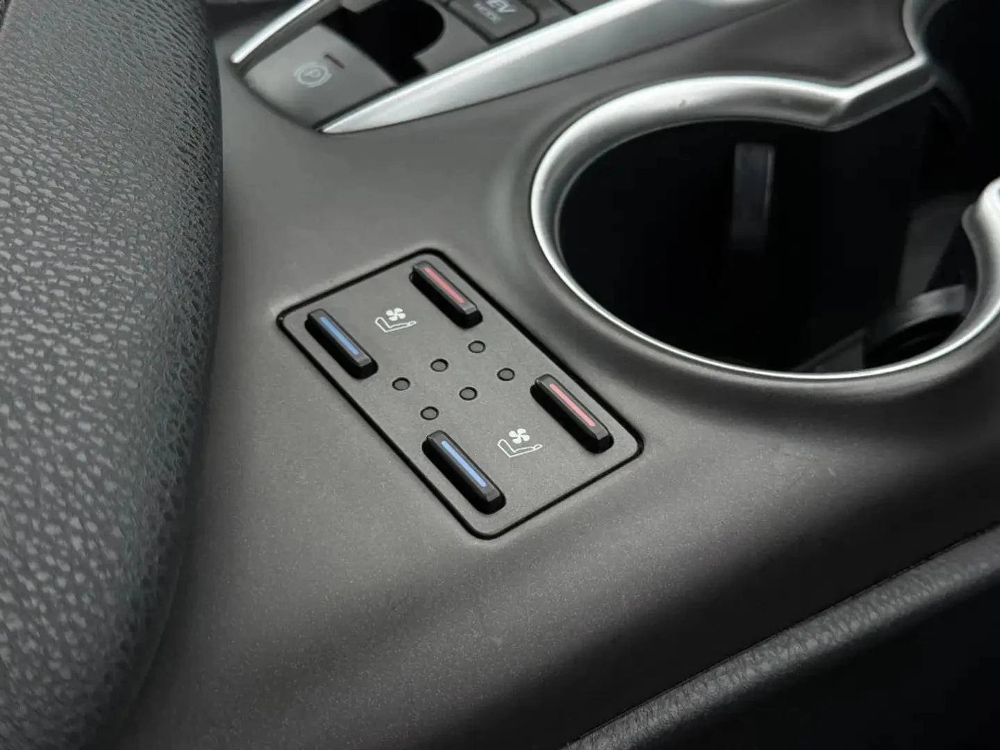 Toyota Camry XLE HYBRID | HEAD-UP | ����� | ������� | BLIND SPO | Mobile.bg � ����������� 14