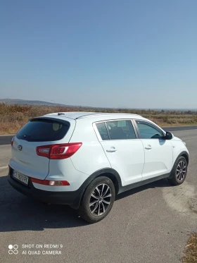 Обява за продажба на Kia Sportage 1, 7crd ~15 500 лв. - изображение 2