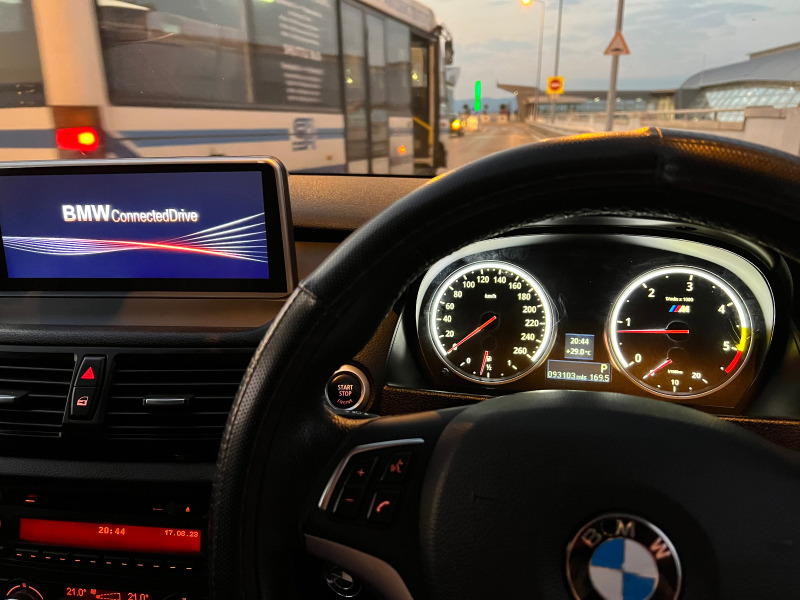 BMW X1 X Line , снимка 15 - Автомобили и джипове - 45553354
