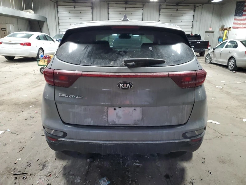 Kia Sportage 4X4/ LX / 2.4 / Реални км., снимка 5 - Автомобили и джипове - 49319290