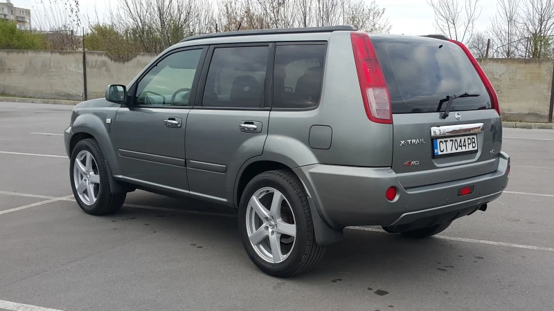 Nissan X-trail  2.2 dci , снимка 6 - Автомобили и джипове - 51957541