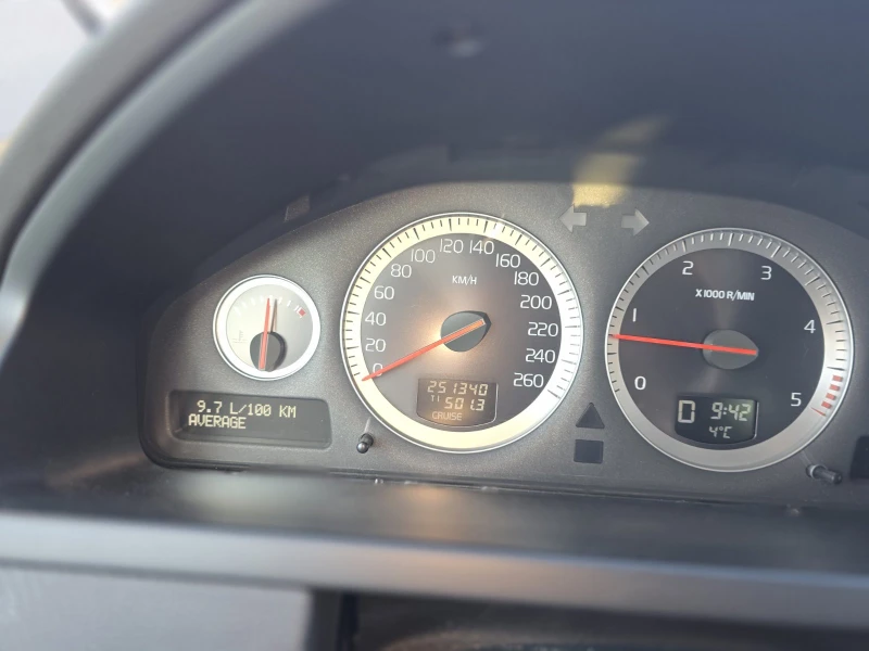 Volvo Xc90, снимка 8 - Автомобили и джипове - 52412620