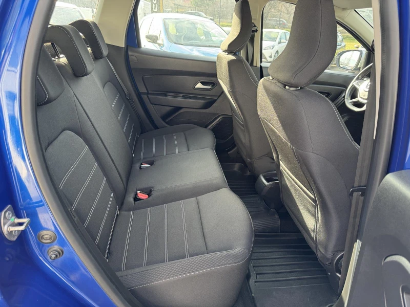Dacia Duster 1.5Dci 4x4, снимка 10 - Автомобили и джипове - 52828154