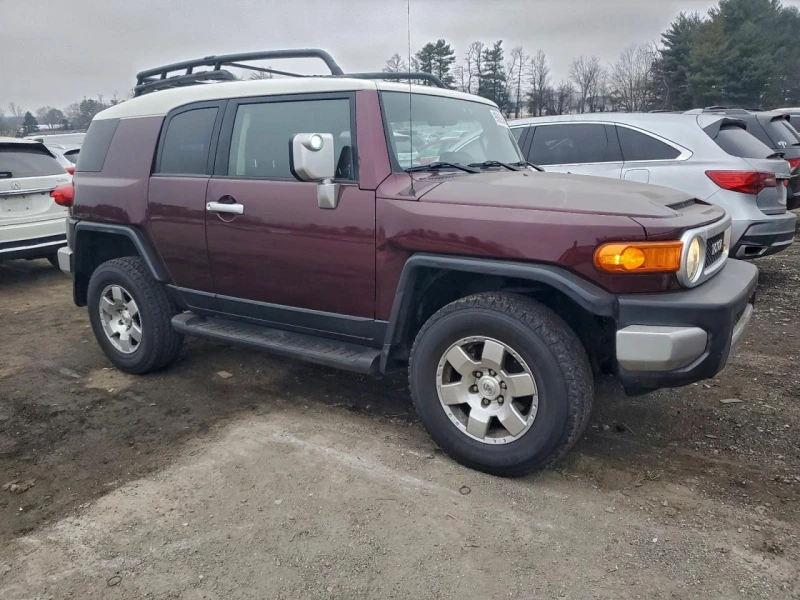 Toyota Fj cruiser РЕАЛНИ КМ! ПЕРФЕКТНА ! АКТУАЛНА ОФЕРТА, снимка 2 - Автомобили и джипове - 53132623