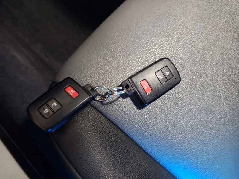 Toyota 4runner * SR5 * CARFAX * , снимка 8 - Автомобили и джипове - 53327301