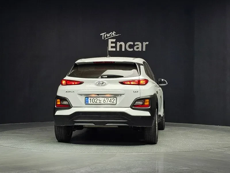 Hyundai Kona 1.6, снимка 4 - Автомобили и джипове - 54627037
