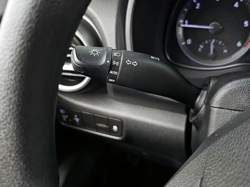 Hyundai Kona 1.6, снимка 14 - Автомобили и джипове - 54627037