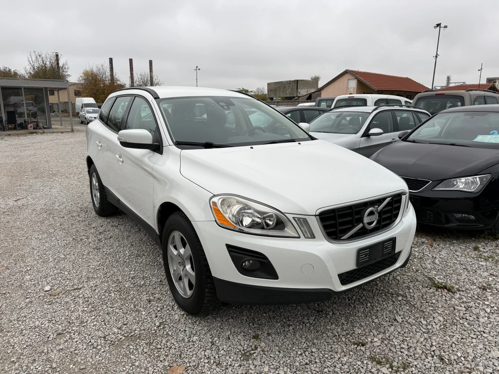 Volvo XC60 2.4D Drive Италия, снимка 1