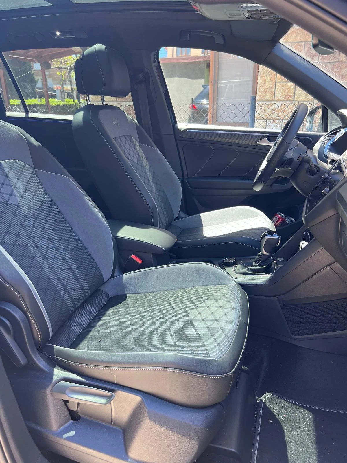 VW Tiguan 2'0 tdi  4ormotion R line - изображение 9