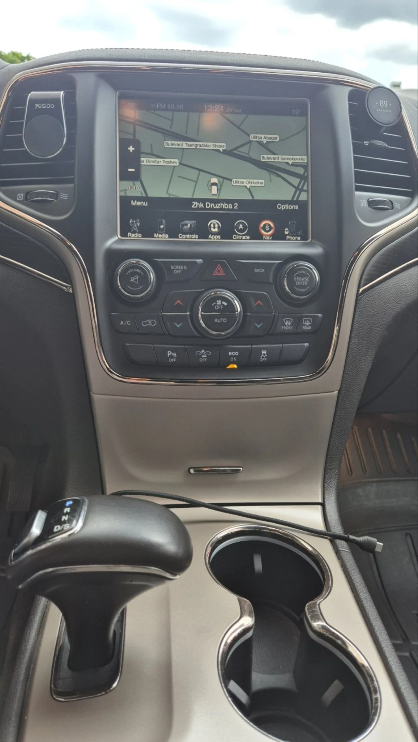 Jeep Grand cherokee SUMMIT  - изображение 10