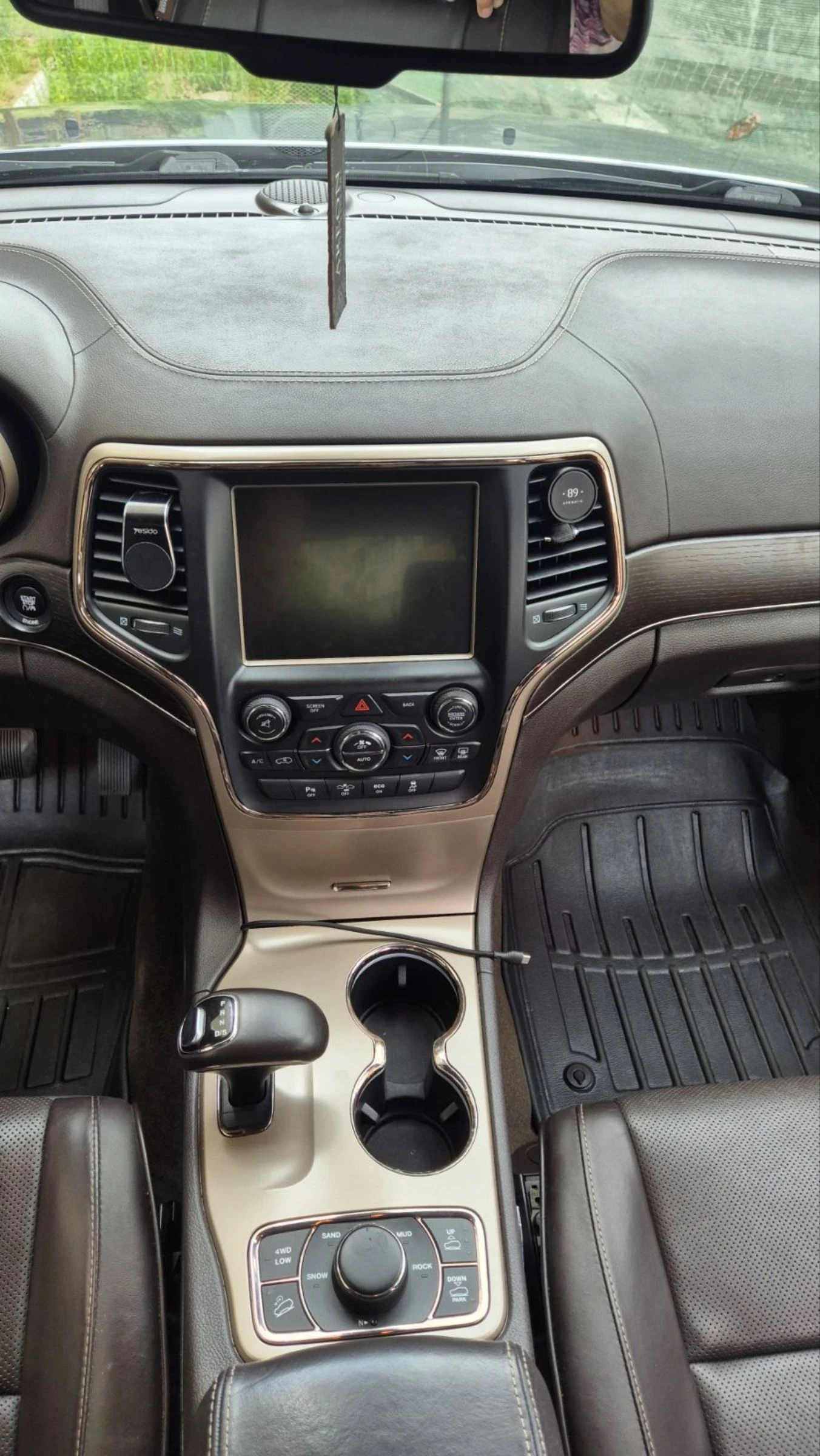 Jeep Grand cherokee SUMMIT  - изображение 3