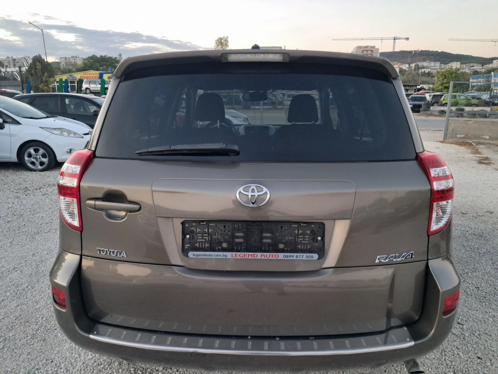 Toyota Rav4 2.2D4D 150 к.с4x4 - изображение 7