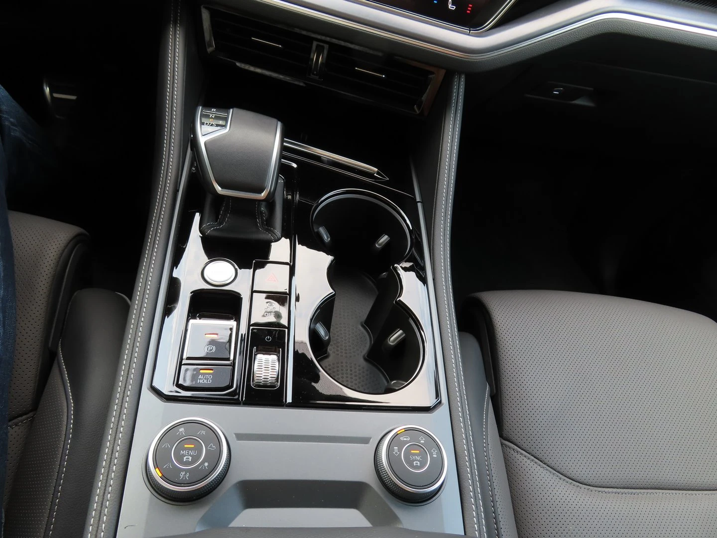 VW Touareg R-Line PA 3.0 V6 TDI SCR 4MOT | Mobile.bg � ����������� 11