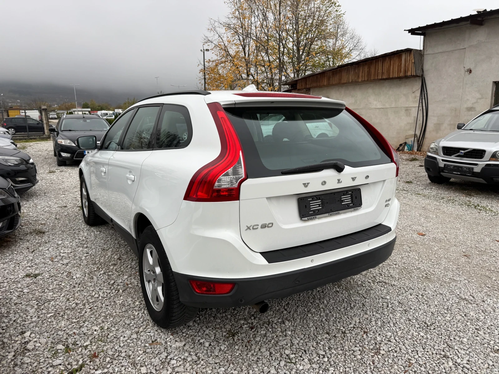 Volvo XC60 2.4D Drive Италия - изображение 7