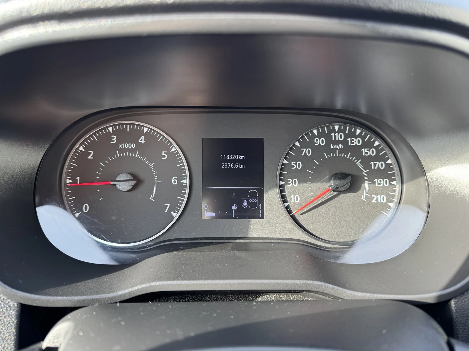 Dacia Duster 1.5Dci 4x4 | Mobile.bg � ����������� 15