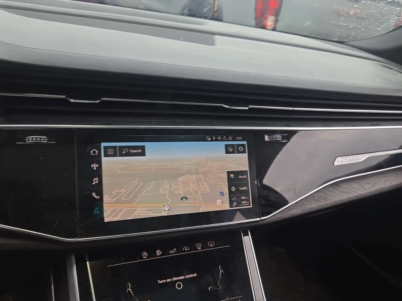 Audi Q8 TECHNIK  CARFAX | Mobile.bg � ����������� 11