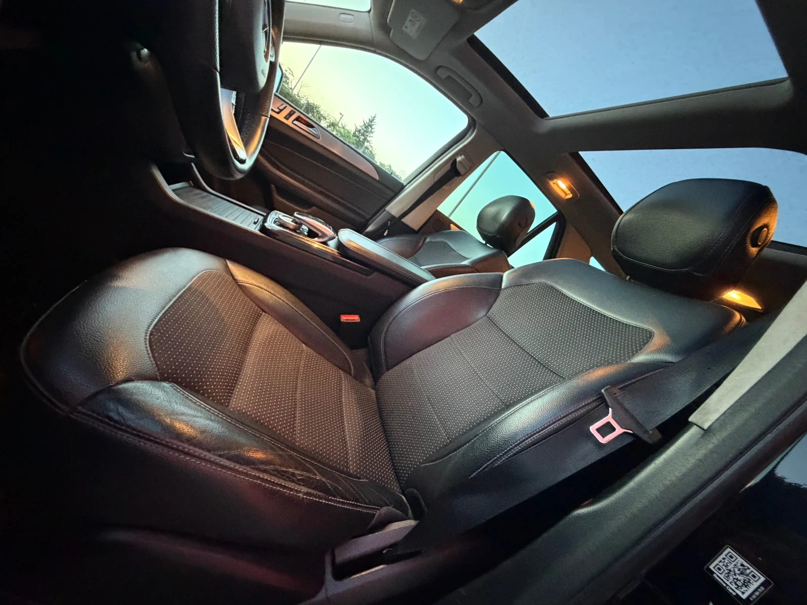 Mercedes-Benz GLE 350 AMG* ПАНОРАМА* БАРТЕР, снимка 12 - Автомобили и джипове - 55093787