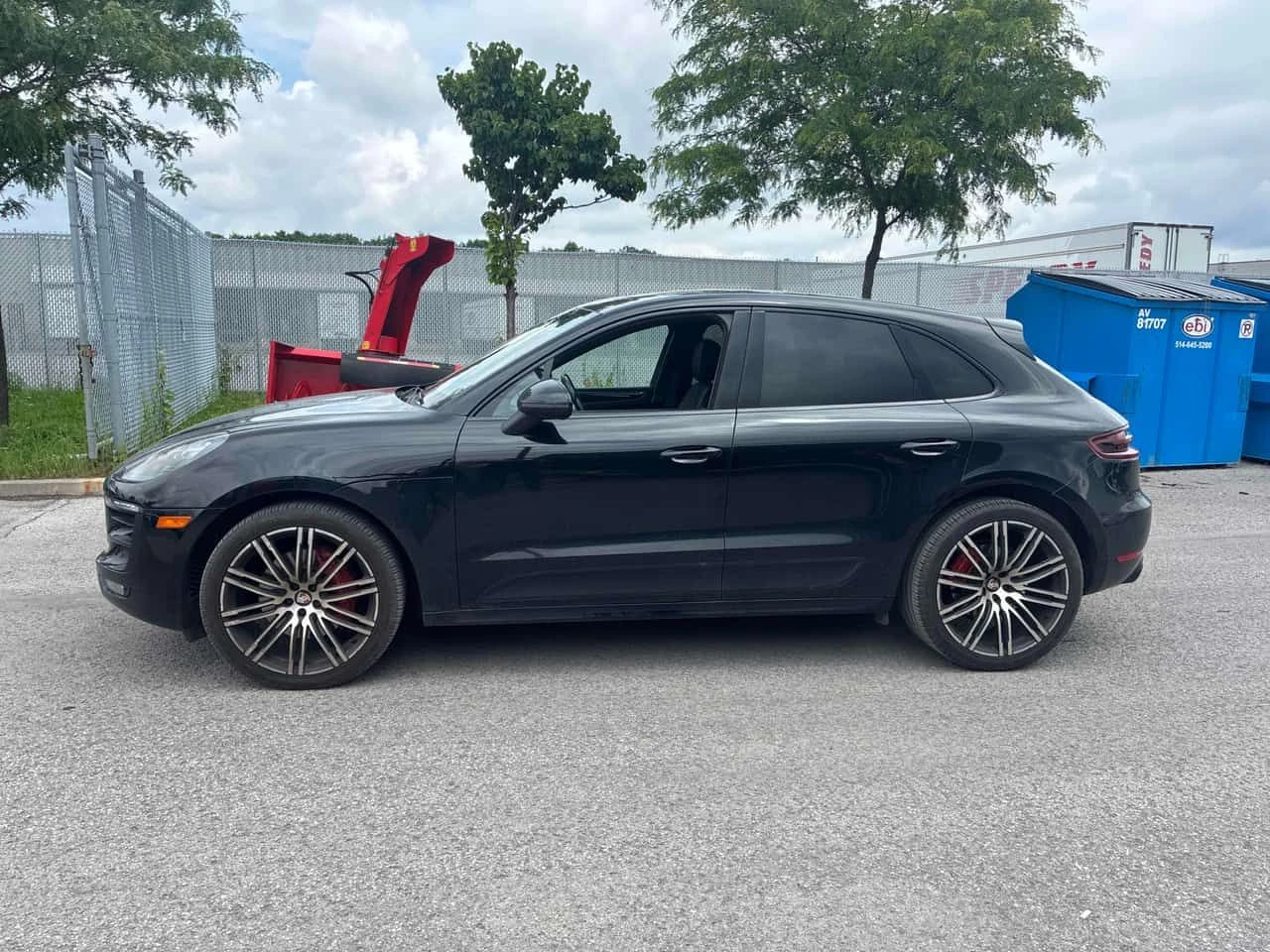 Porsche Macan * GTS * АВТОКРЕДИТ БЕЗ ПЪРВОНАЧАЛНА ВНОСКА* , снимка 2 - Автомобили и джипове - 55302919