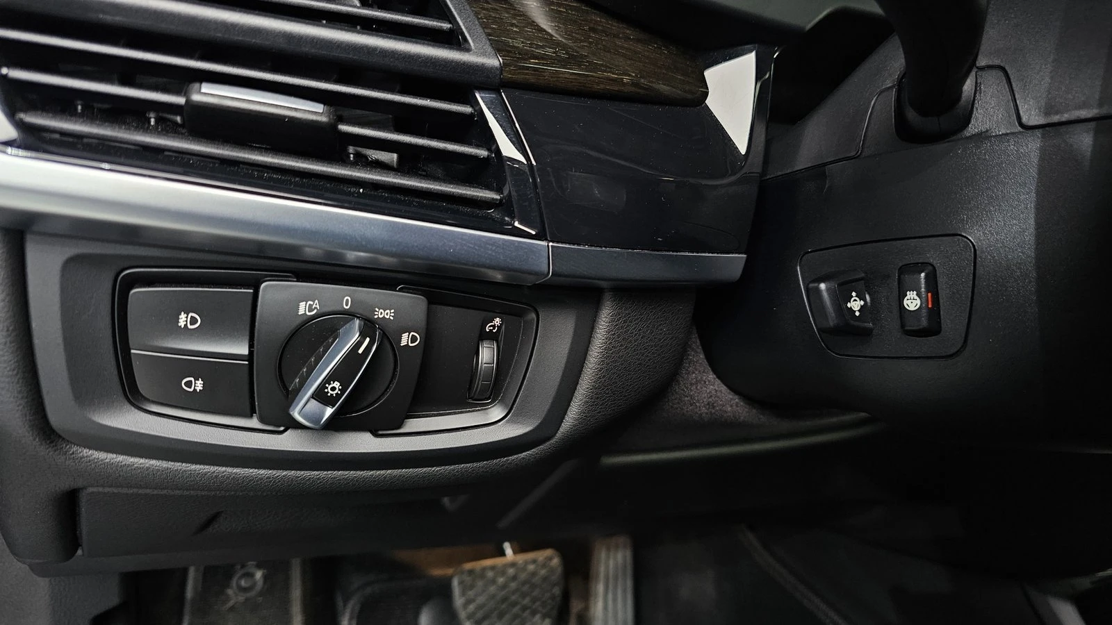 BMW X6 xDrive30d* ЛЮК* ПОДГРЕВ ВОЛАН* КРАЙНА ЦЕНА, снимка 14 - Автомобили и джипове - 55340692