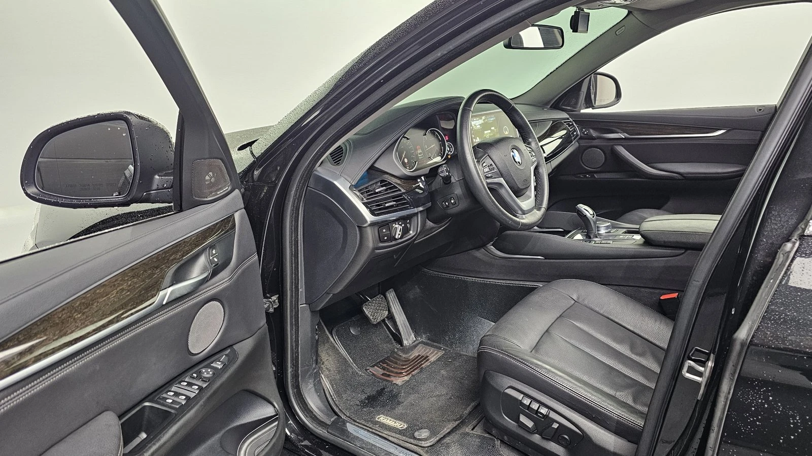 BMW X6 xDrive30d* ЛЮК* ПОДГРЕВ ВОЛАН* КРАЙНА ЦЕНА, снимка 10 - Автомобили и джипове - 55340692