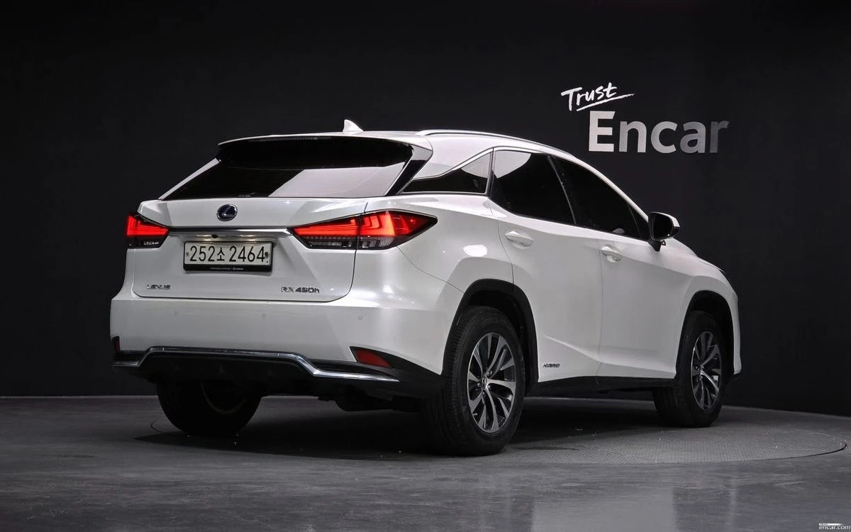 Lexus RX 450h * FACELIFT * ОБДУХВАНЕ * ДИСТРОНИК * 360 КАМЕРА * , снимка 3 - Автомобили и джипове - 55344657