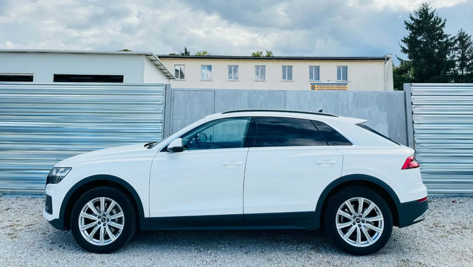 Audi Q8 DIZEL-HIBRID, снимка 7 - Автомобили и джипове - 56201507