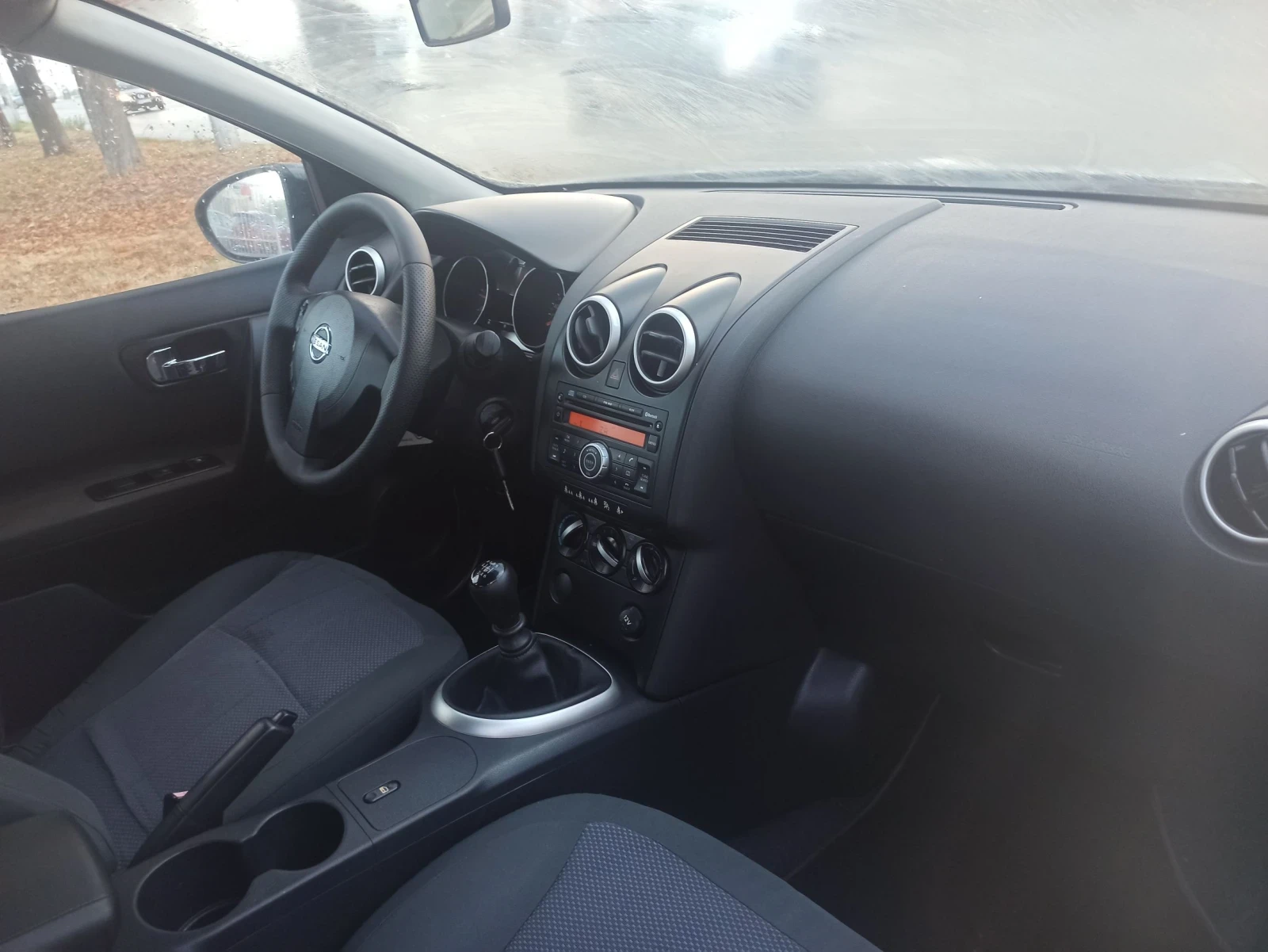 Nissan Qashqai 1.5, снимка 10 - Автомобили и джипове - 56608118