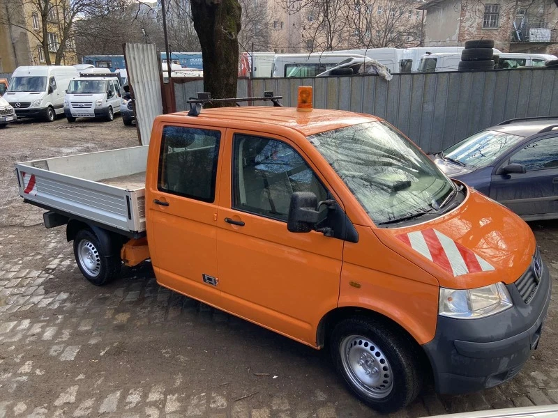 VW T5 1.9 TDi, снимка 1 - Бусове и автобуси - 43884139