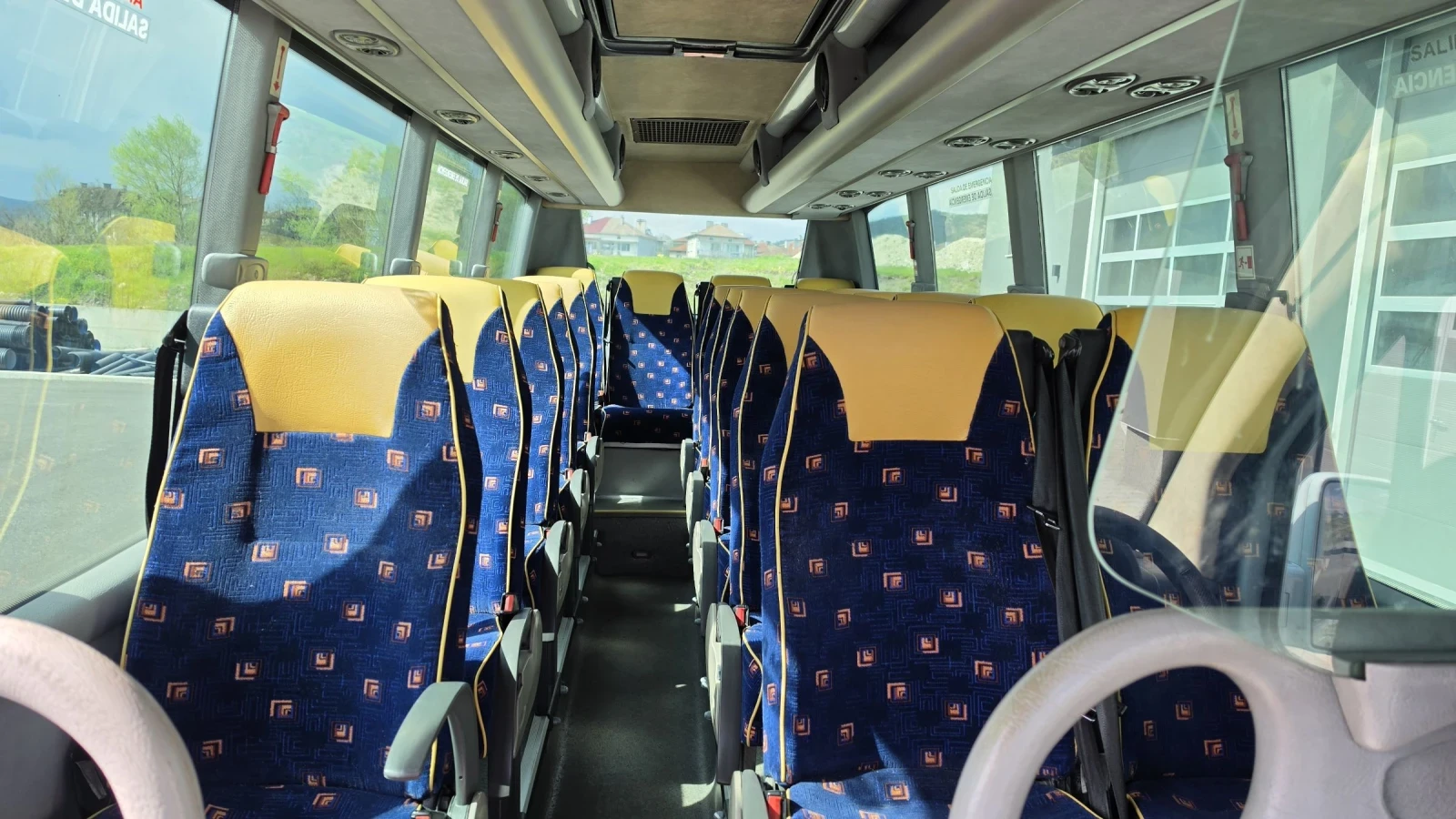 Mercedes-Benz Sprinter 518 Нов внос Стъклопакет 20 местен, снимка 10 - Бусове и автобуси - 54237529