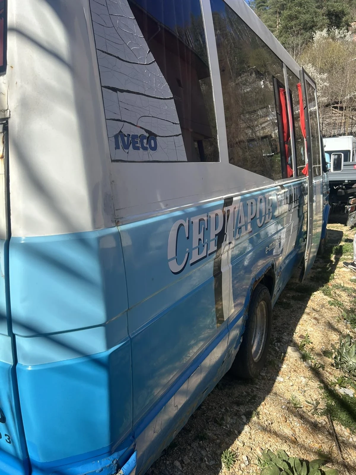 Iveco Daily, снимка 5 - Бусове и автобуси - 54833907