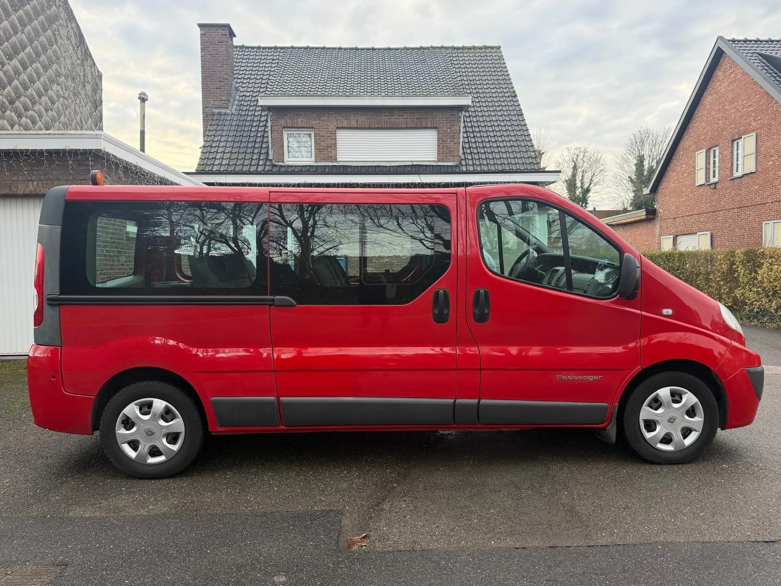 Renault Trafic, снимка 17 - Бусове и автобуси - 55773112