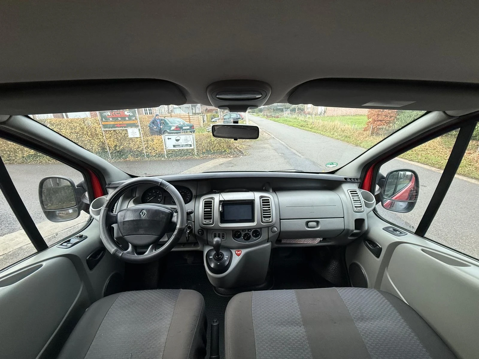 Renault Trafic, снимка 3 - Бусове и автобуси - 55773112
