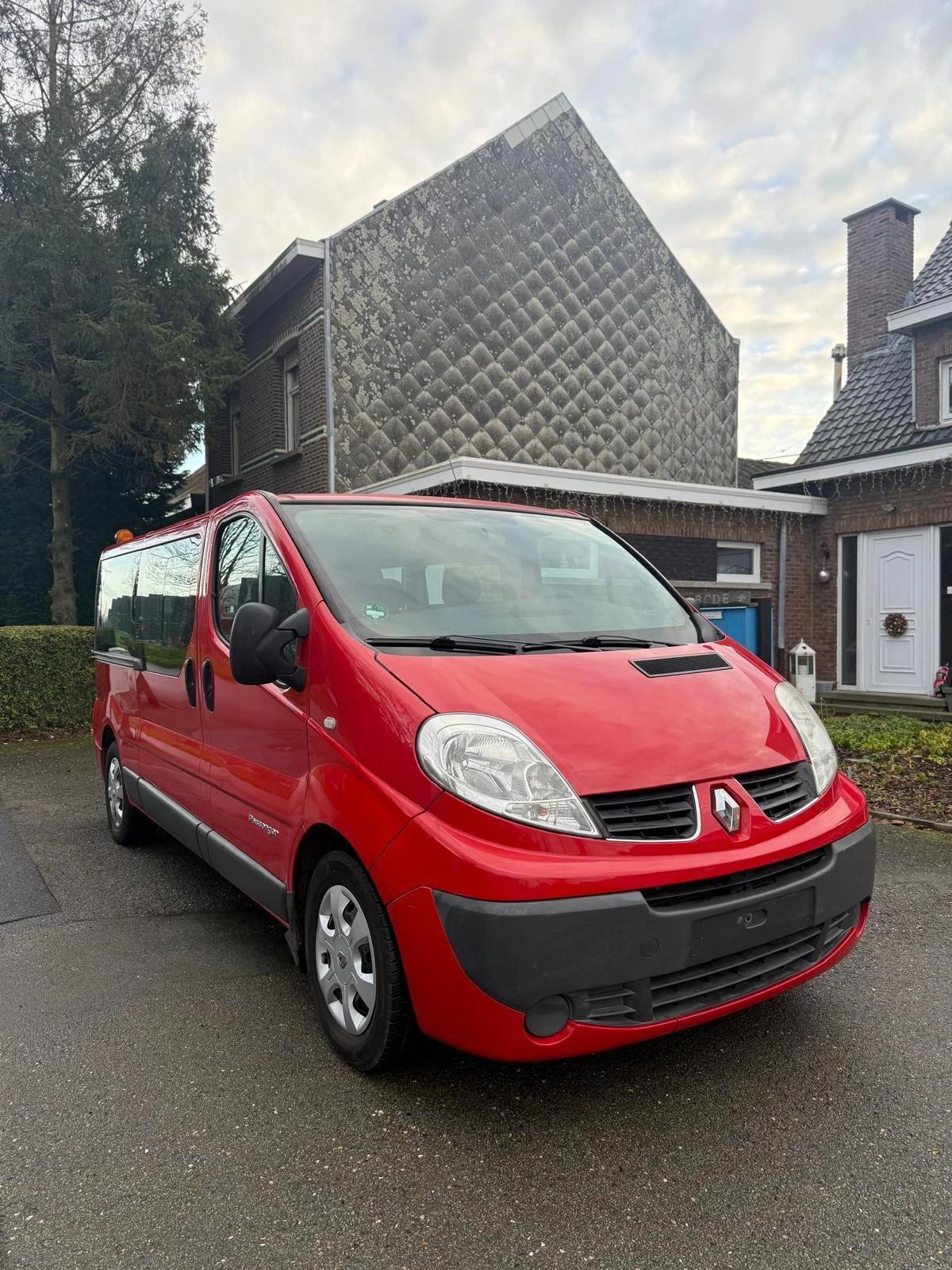 Renault Trafic, снимка 11 - Бусове и автобуси - 55773112